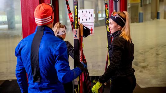 Einen kühlen und fitten Kopf bewahren: Die Skisport-HALLE macht es möglich.